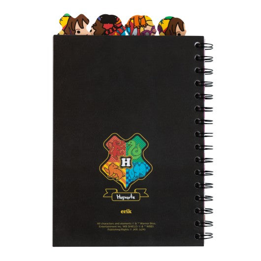 Verso do caderno Harry Potter com o brasão de Hogwarts e argolas wire-o.
