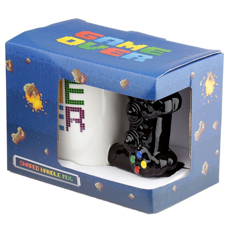 Embalagem da Caneca Game Over com design pixel art retro.